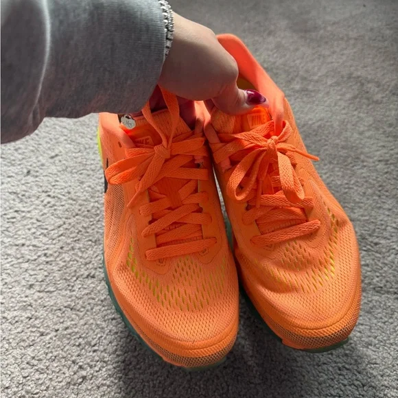 NIKE Running Orange Sneakers - Picture 4 of 9